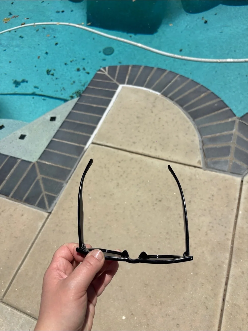 Classic Black Cat-Eye Sunglasses